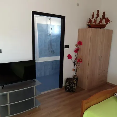 Apartments Dolac Primosten Exterior photo