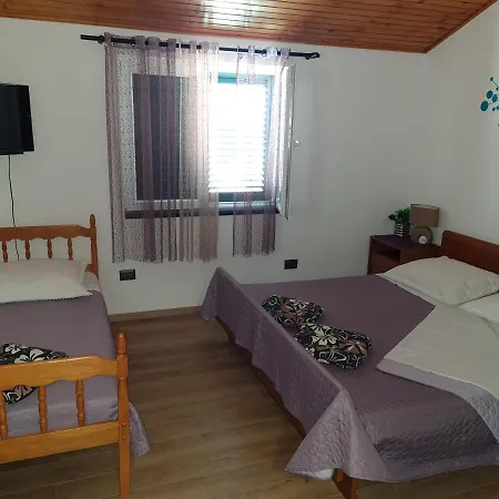 Apartments Dolac Primosten Exterior photo