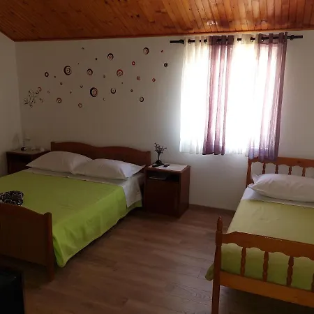 Apartments Dolac Primosten Exterior photo