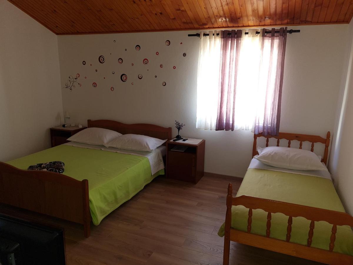 Apartment Dolac Primosten